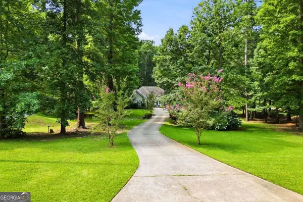 142 Laurel Creek Court, Carrollton, GA 30117