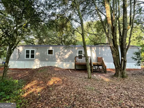 30 Golden Lane, Collins, GA 30421