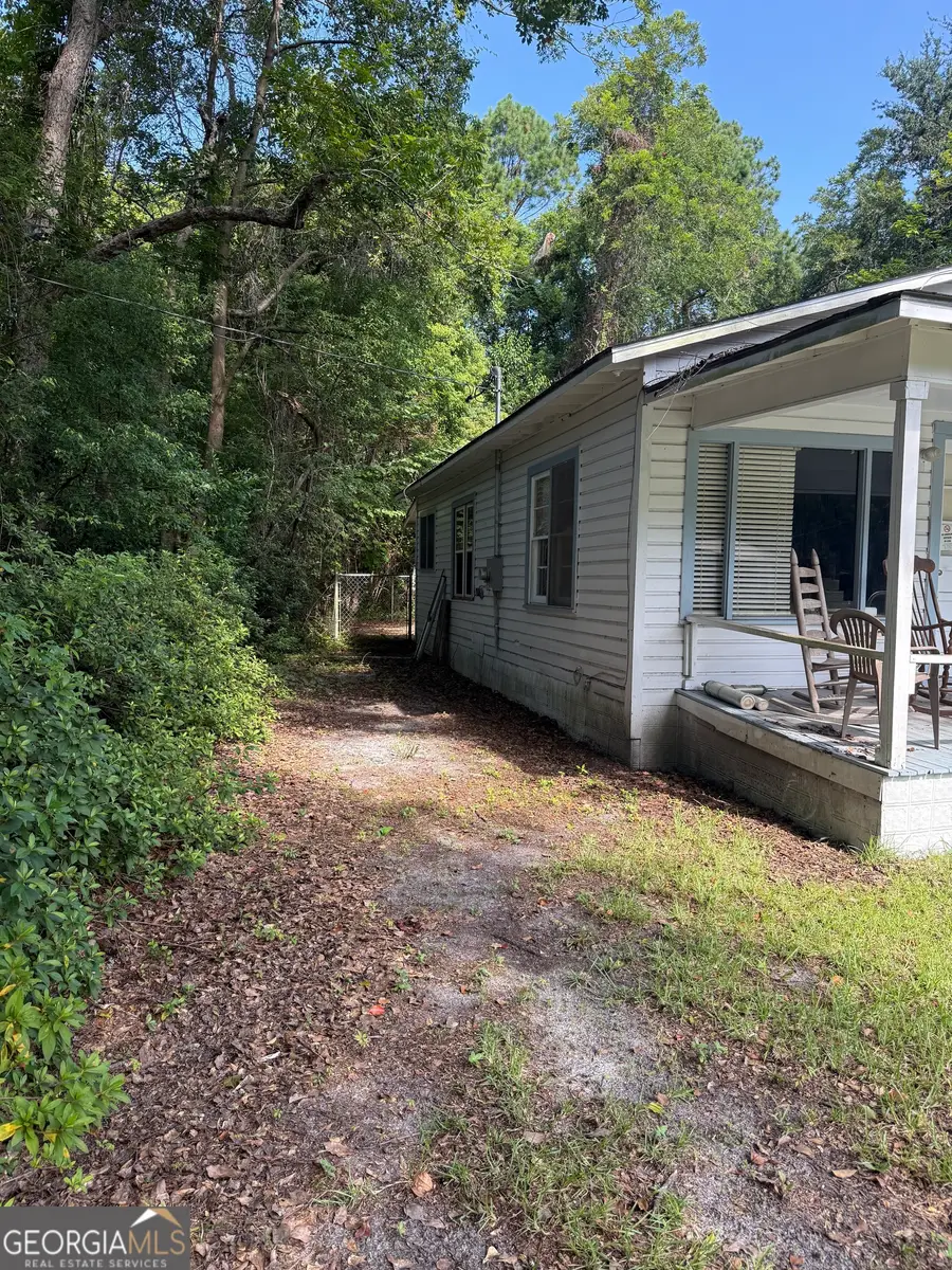 863 Colquitt Street, Waycross, GA 31503 - #2