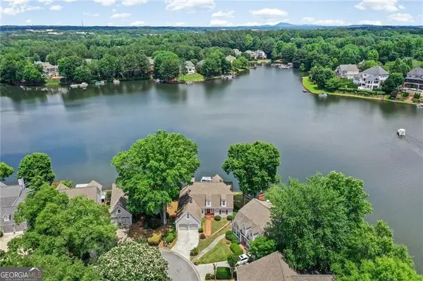 6425 Spinnaker Lane, Alpharetta, GA 30005