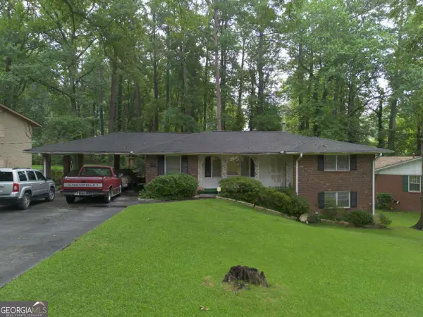 2738 Black Forest Trail Sw, Atlanta, GA 30331