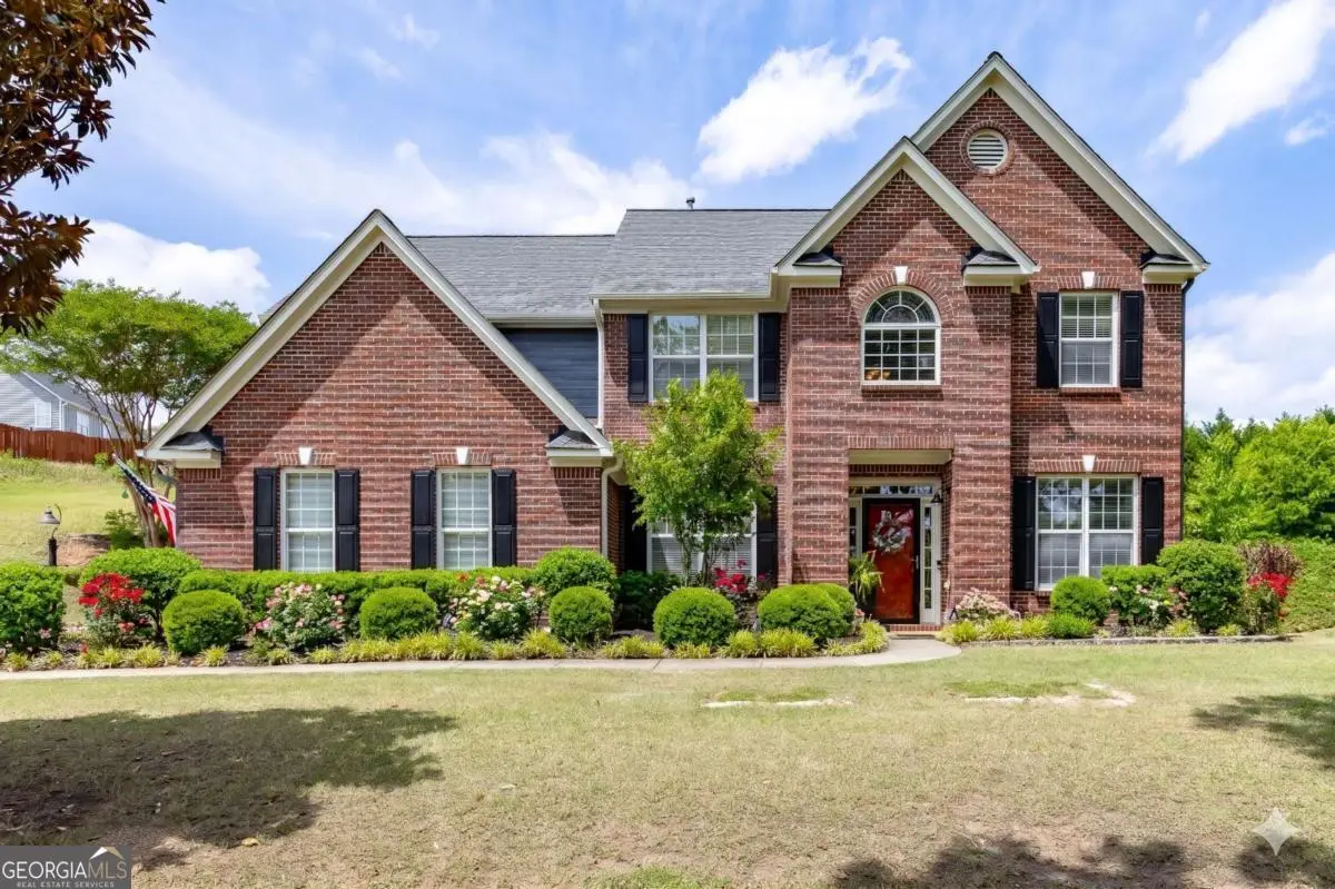 933 Cruce Lake Drive, Hoschton, GA 30548 - #1