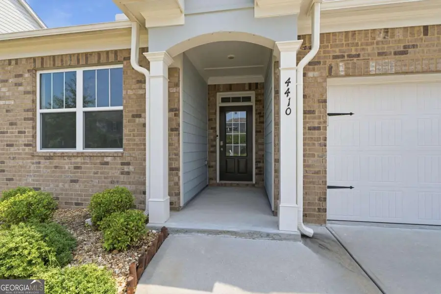 4410 Montberry Ln, Fairburn, GA 30213 - #2
