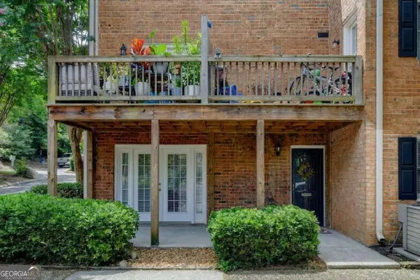 6520 Roswell Road #30, Sandy Springs, GA 30328