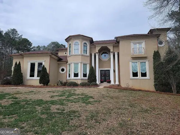 1824 Gateway Drive, Loganville, GA 30052