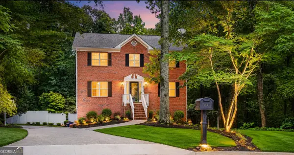 3735 Warwick Way, Snellville, GA 30039