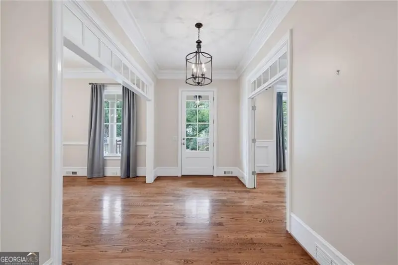 4812 Ridgeview Road, Dunwoody, GA 30338 - #3
