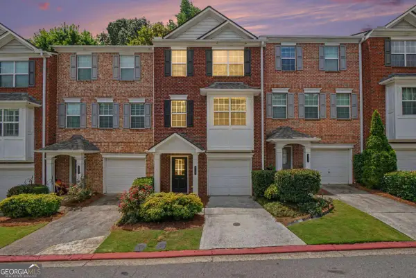 417 Heritage Park Trace Nw #2, Kennesaw, GA 30144