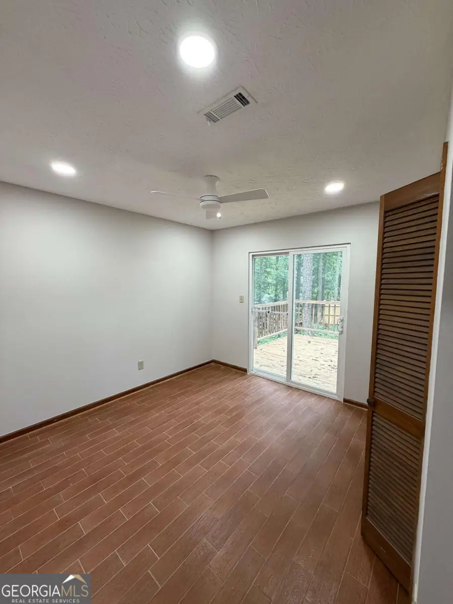 1094 Crystal Lake Road, Atlanta, GA 30349 - #2