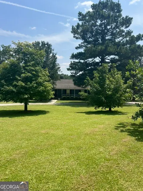64 Lake Dr, Manchester, GA 31816 - #3