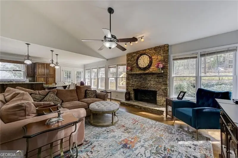 1059 Della Street Se, Marietta, GA 30067 - #2