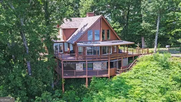 995 Mining Gap Trail, Young Harris, GA 30582