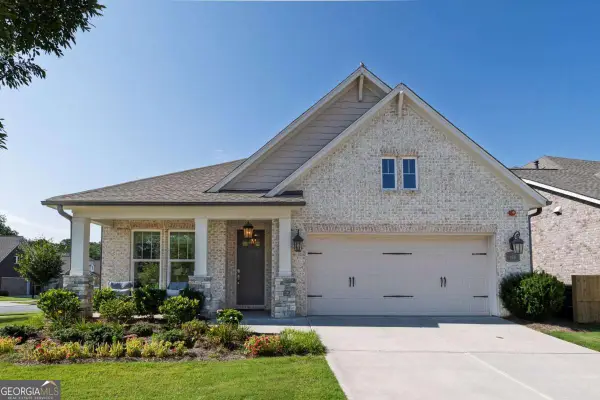 616 Grassmeade Lane, Woodstock, GA 30188