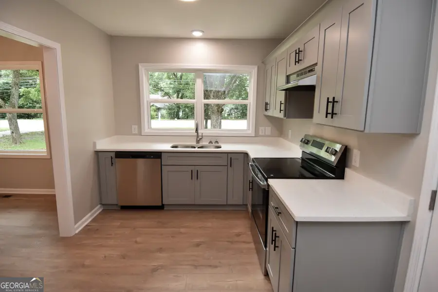 403 Atlanta Street, Barnesville, GA 30204 - #2