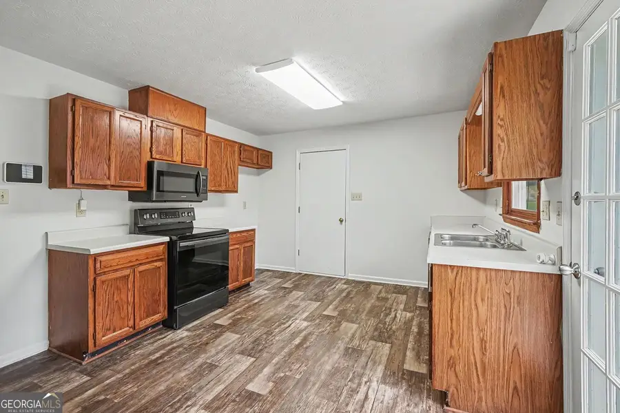 220 Summer Pond Trail, Lawrenceville, GA 30046 - #2