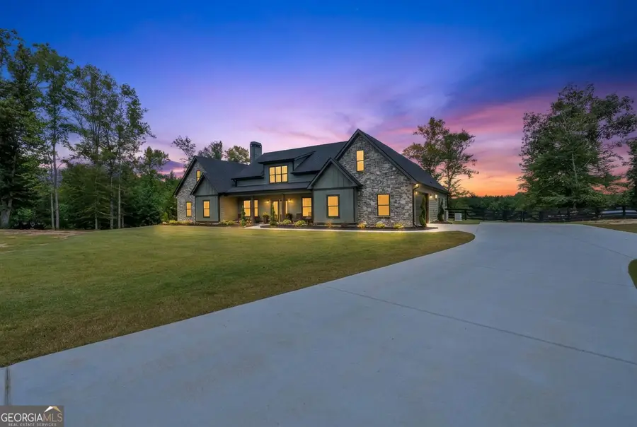 392 Georgian Pines Drive, Senoia, GA 30276 - #2