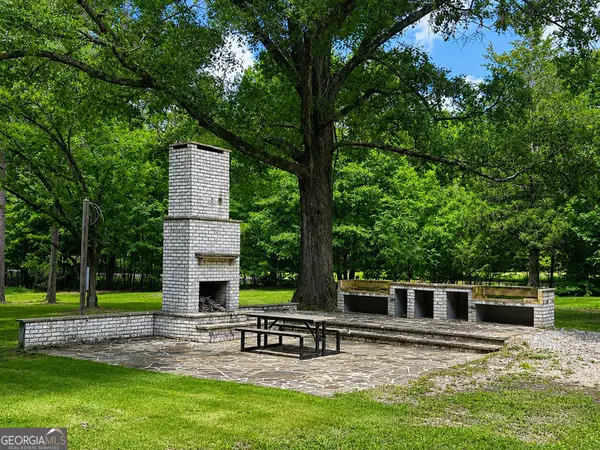 5 Adams Road, Union Point, GA 30669
