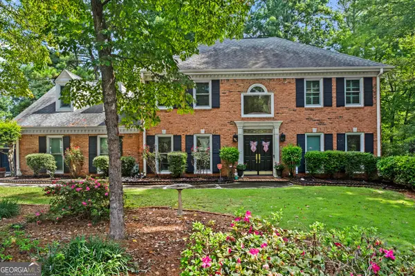 140 Lakeside Drive Nw, Kennesaw, GA 30144