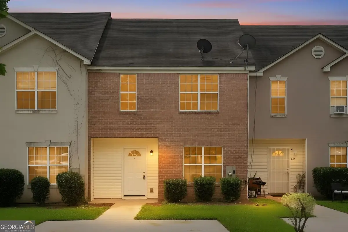 366 N Beach Court, Riverdale, GA 30274 - #1