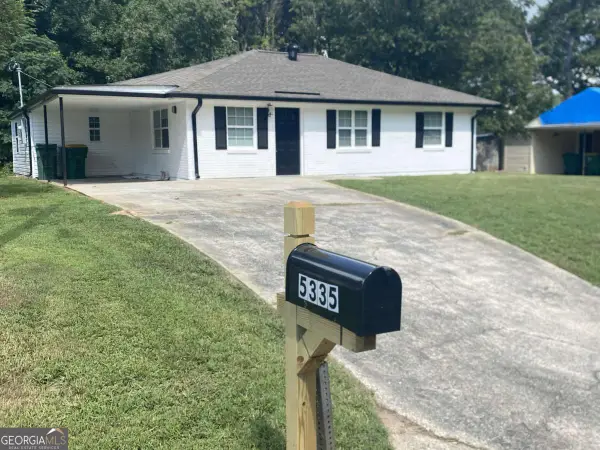 5335 Lee Cir, Forest Park, GA 30297