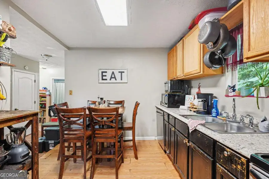 319 W Broadway Street, Griffin, GA 30223 - #3