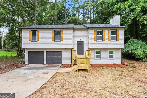 5055 S Woodbridge Trail, Stone Mountain, GA 30088