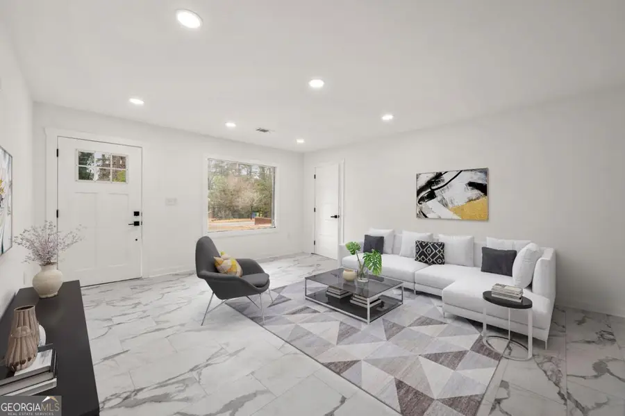 641 Hamilton E Holmes Drive Nw, Atlanta, GA 30318 - #2