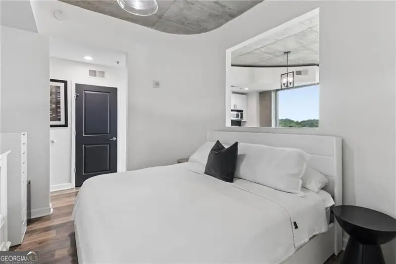 361 17th Street Nw #704, Atlanta, GA 30363 - #3