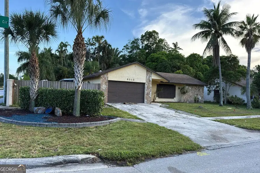 4512 Blue Pine Circle, Lake Worth, FL 33463 - #3