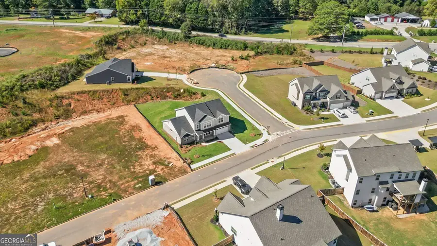 102 Hidden Fields Way, Hoschton, GA 30548 - #2
