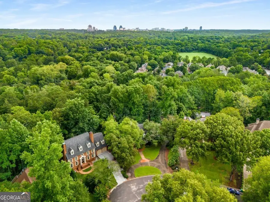 345 W Berwicke Common Ne, Sandy Springs, GA 30342 - #3