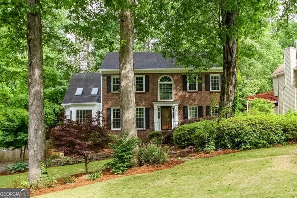 4817 Ridgewood Creek Drive, Acworth, GA 30102