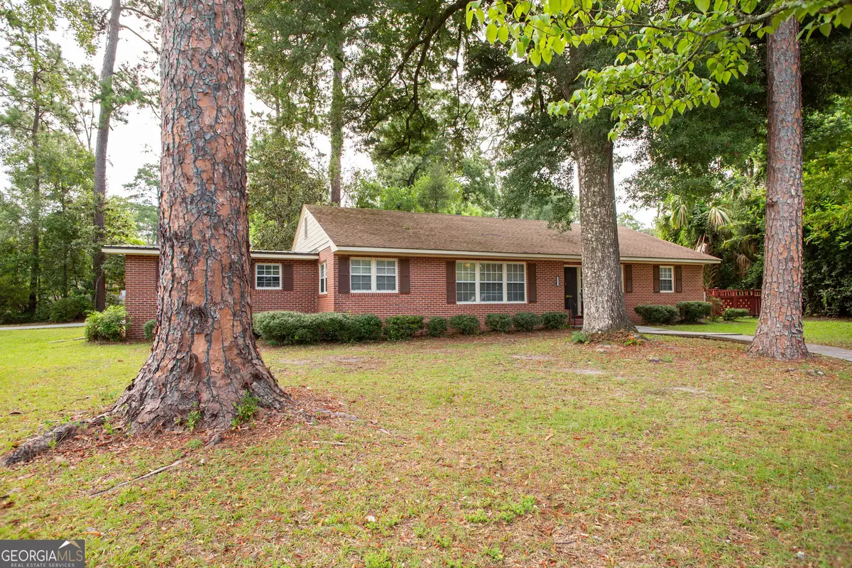 1112 Hill Street, Waycross, GA 31501 - #1