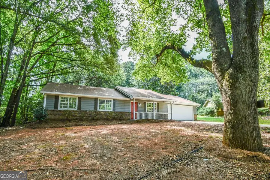 110 E Country Woods Drive, Covington, GA 30016 - #2