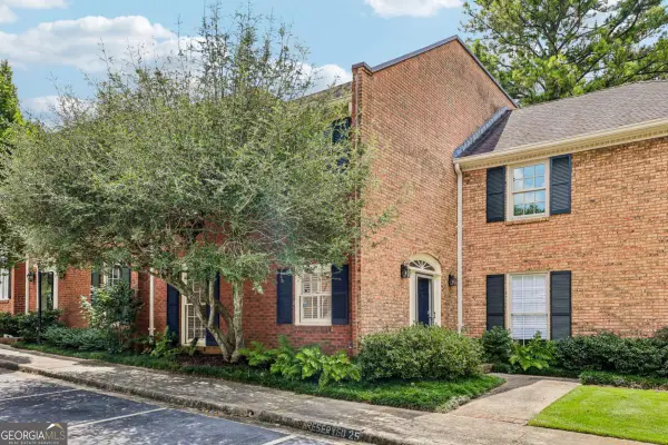 11 Kings Walk Ne, Atlanta, GA 30307