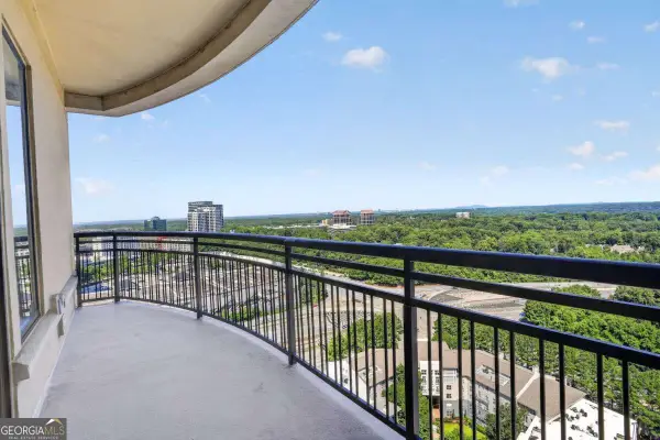 3445 Stratford Road Ne #2403, Atlanta, GA 30326