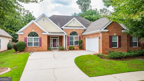 8004 Larksview Drive, Fairburn, GA 30213