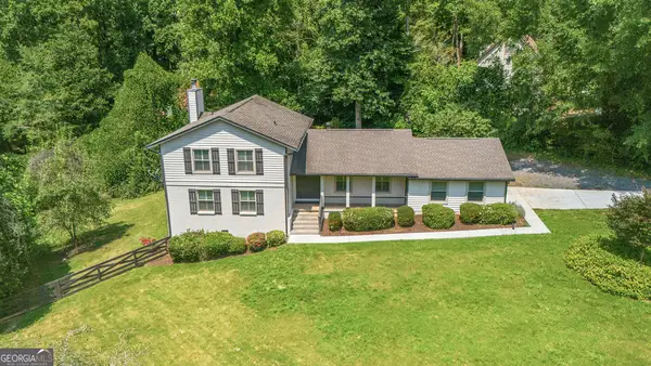 9630 Pine Thicket Way, Roswell, GA 30075
