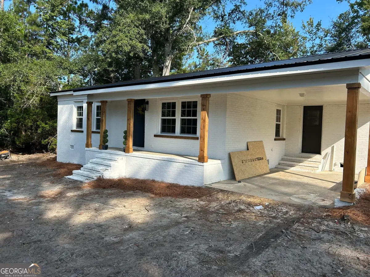 324 Pratt Avenue, Swainsboro, GA 30401 - #1