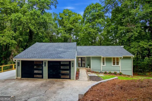 545 Longleaf Drive, Roswell, GA 30075
