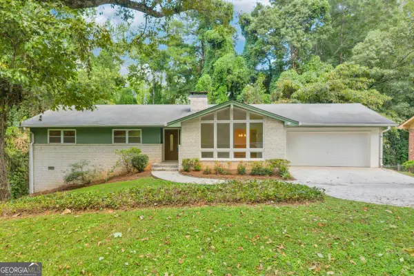 982 Yemassee Trail, Stone Mountain, GA 30083