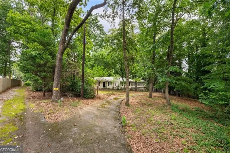 4715 Ridgeview Road, Dunwoody, GA 30338 - #2