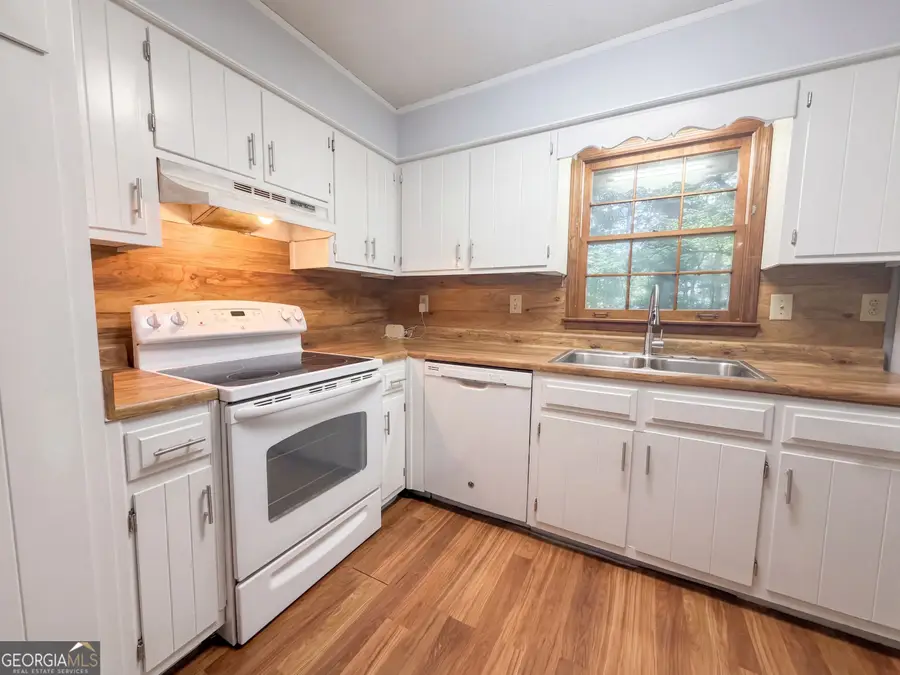3318 Ben Hill Street Sw, Marietta, GA 30008 - #2