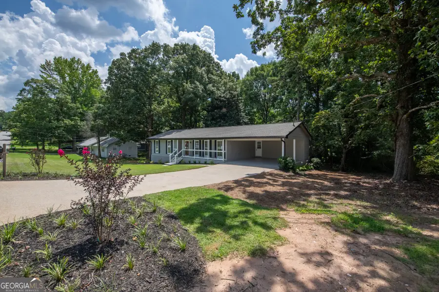 6109 Ridge Way, Douglasville, GA 30135 - #2