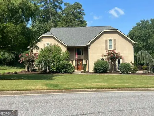 12080 Magnolia Crescent Drive, Roswell, GA 30075