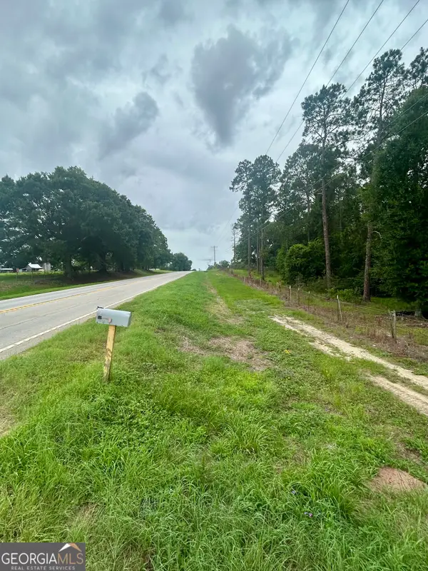 1182 Jacksonville Highway, Fitzgerald, GA 31750