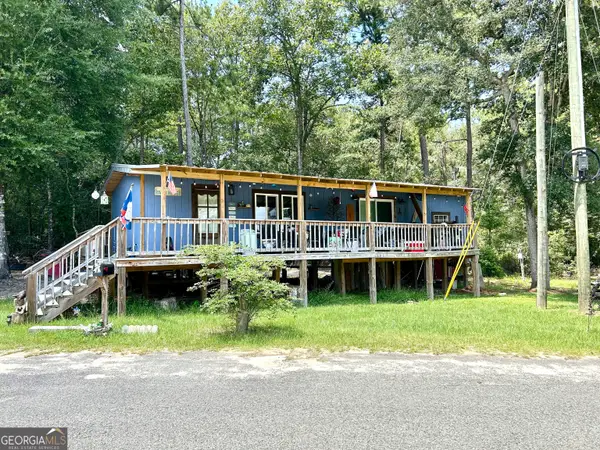 2266 Carter's Bight Landing Rd., Surrency, GA 31563