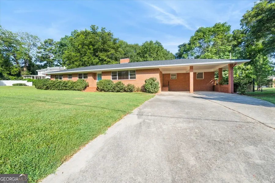 437 Pine Street, Madison, GA 30650 - #3