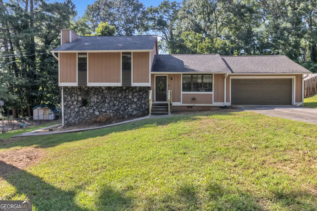 631 Brighton Drive Nw, Lawrenceville, GA 30043 - #1