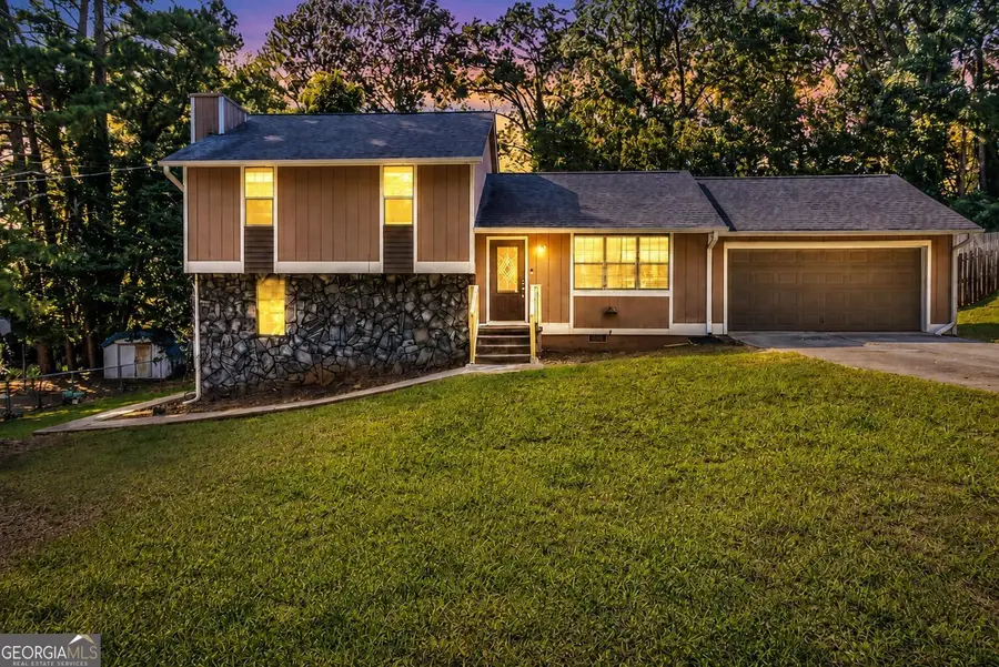 631 Brighton Drive Nw, Lawrenceville, GA 30043 - #2
